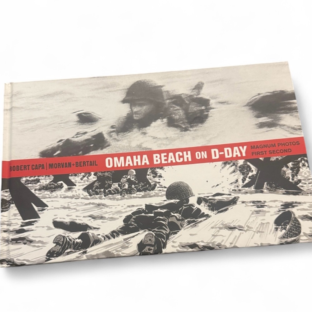Omaha Beach on D-Day Robert Capa Photographer, Morvan Story,‎ 1st US Edition